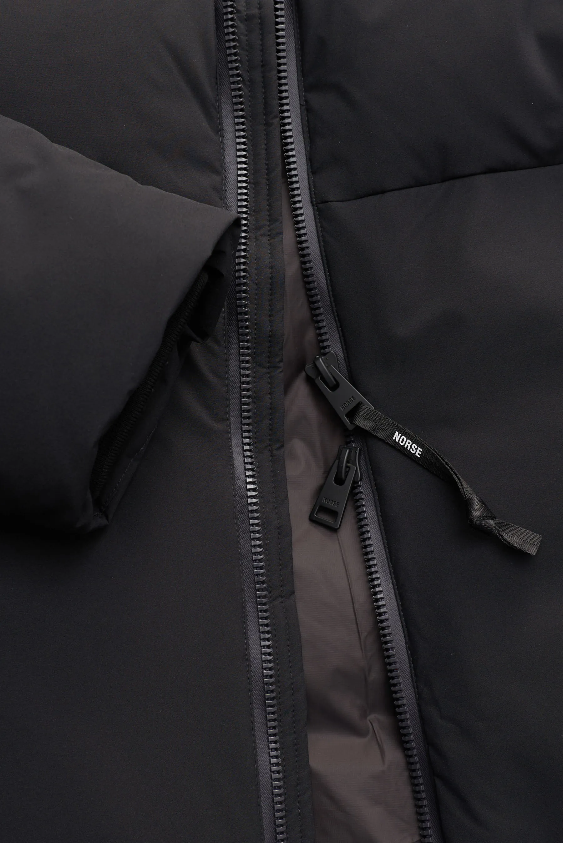 Norse Projects - Herren - Daunenjacke 'Asger' schwarz – Bild 4