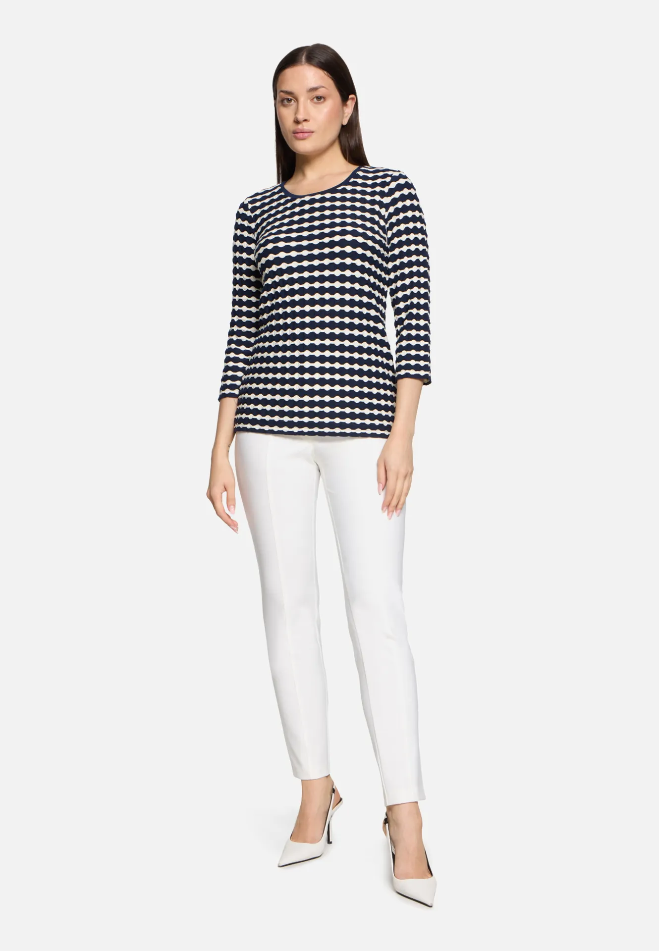 Basic Shirt mit Rundhalsausschnitt – Bild 2