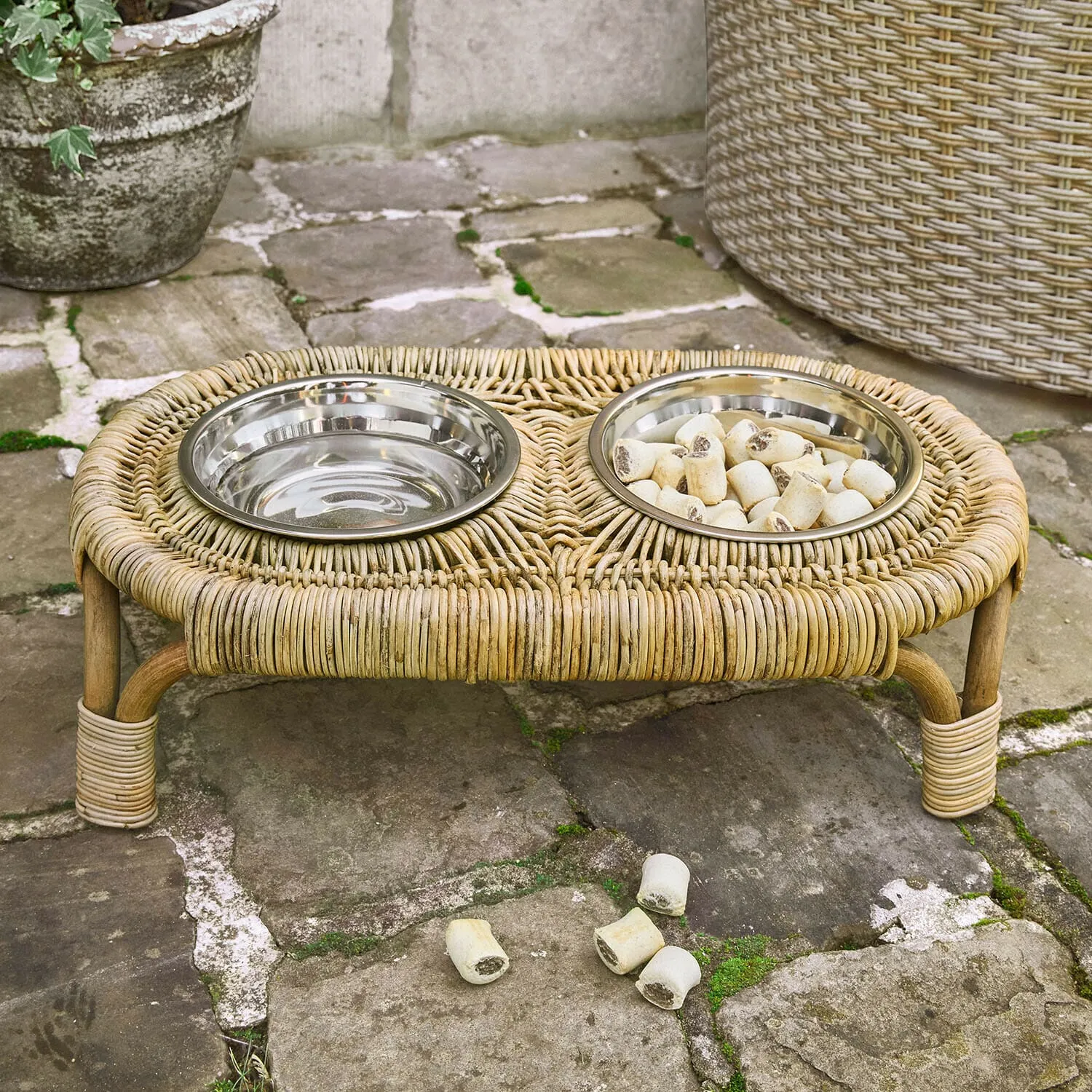 Futternapf mit Halterung Petivas – Bild 2