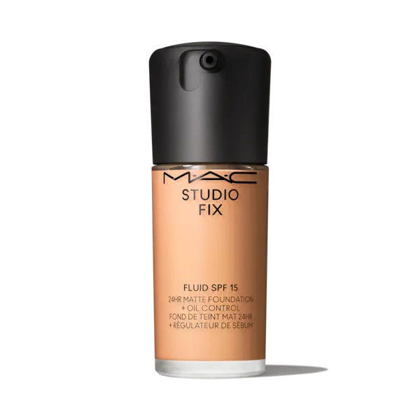 Mac Cosmetics - Studio Fix Fluid SPF 15 24HR Matte Foundation + Oil Control - NW18 Mac Cosmetics - Studio Fix Fluid SPF 15 24HR Matte Foundation + Oil Control - NW18