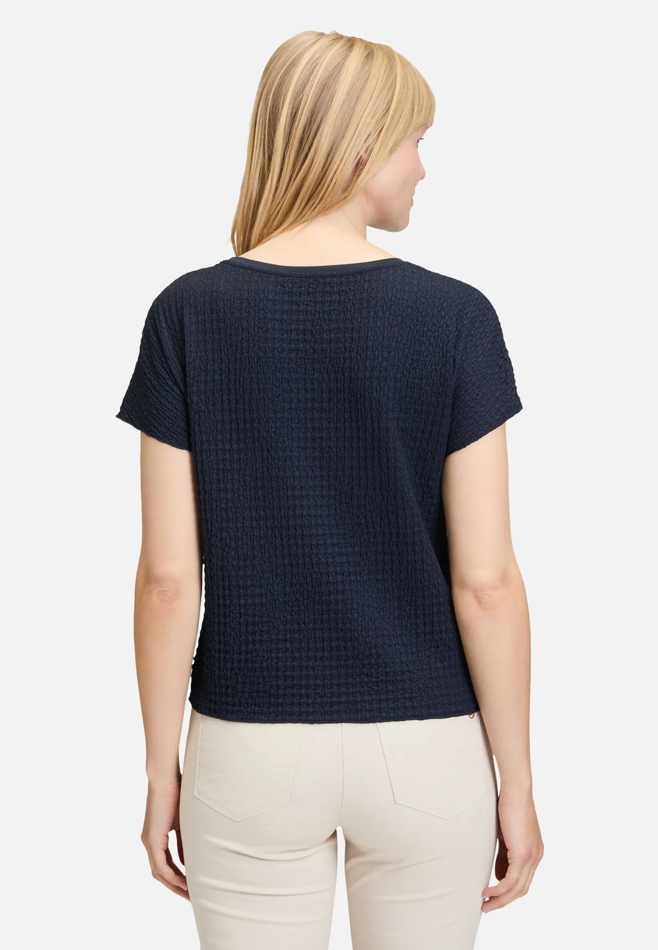 Strukturshirt mit U-Boot-Ausschnitt Strukturshirt mit U-Boot-Ausschnitt