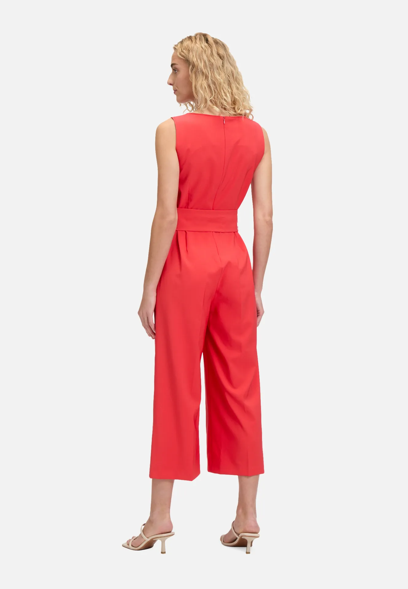 Jumpsuit mit Eingrifftaschen Jumpsuit mit Eingrifftaschen