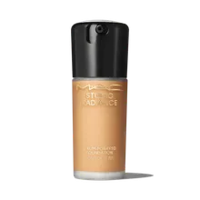 Mac Cosmetics - Studio Radiance Serum-Powered™ Foundation - NC44 Mac Cosmetics - Studio Radiance Serum-Powered™ Foundation - NC44