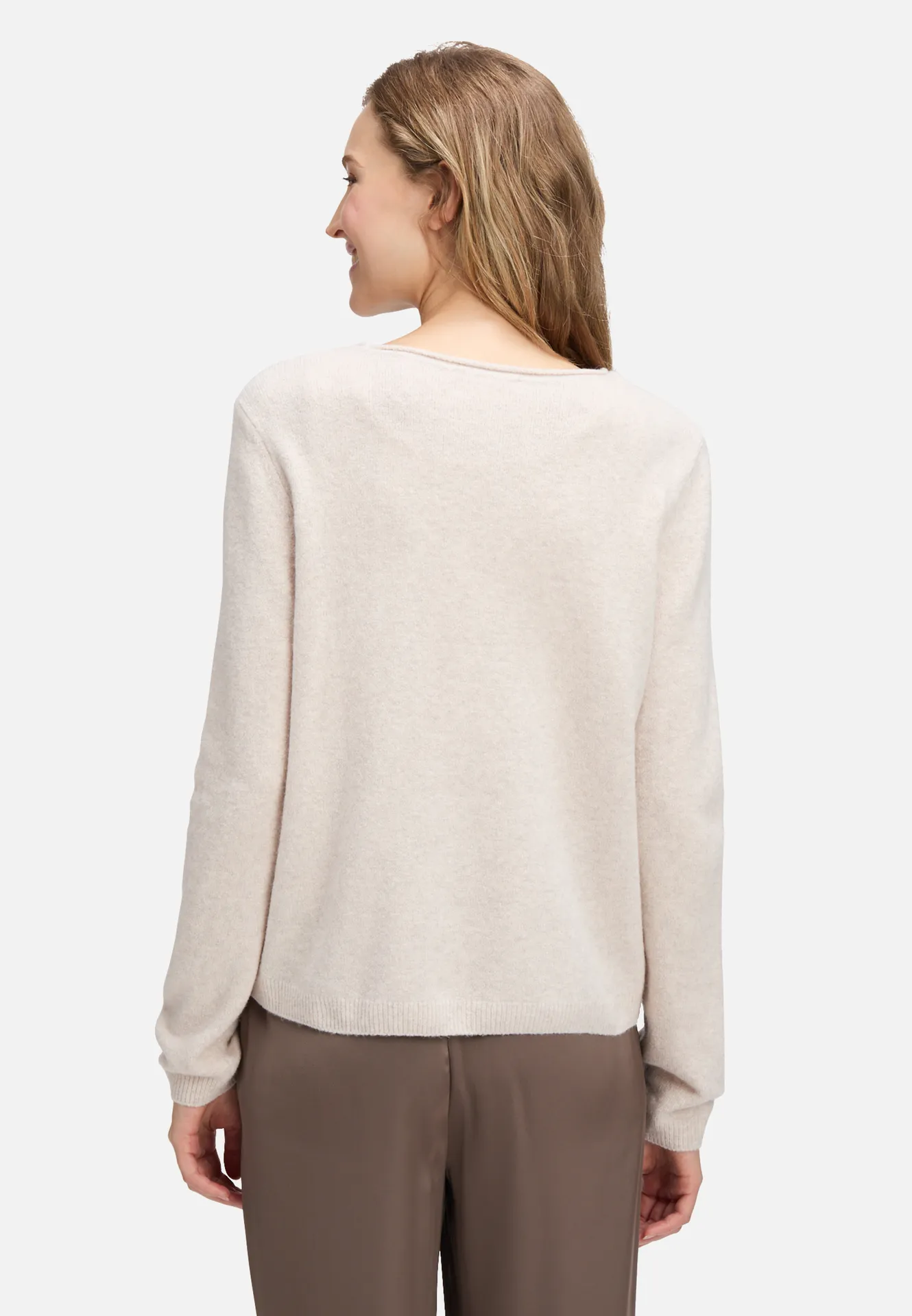 Feinstrickpullover mit Applikation Feinstrickpullover mit Applikation