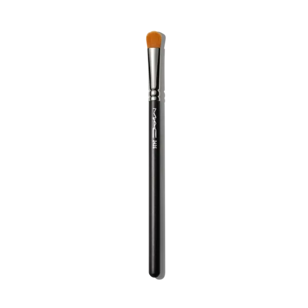 Mac Cosmetics - 242 Synthetic Shader Brush Mac Cosmetics - 242 Synthetic Shader Brush