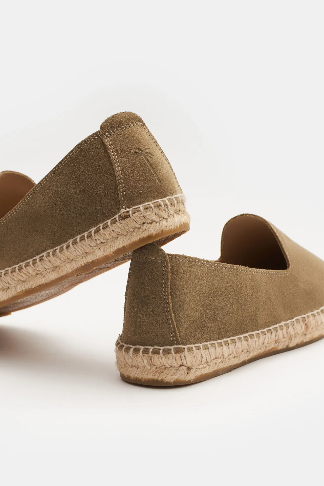 Manebí - Herren - Espadrilles 'Suede Flat' graugrün – Bild 4