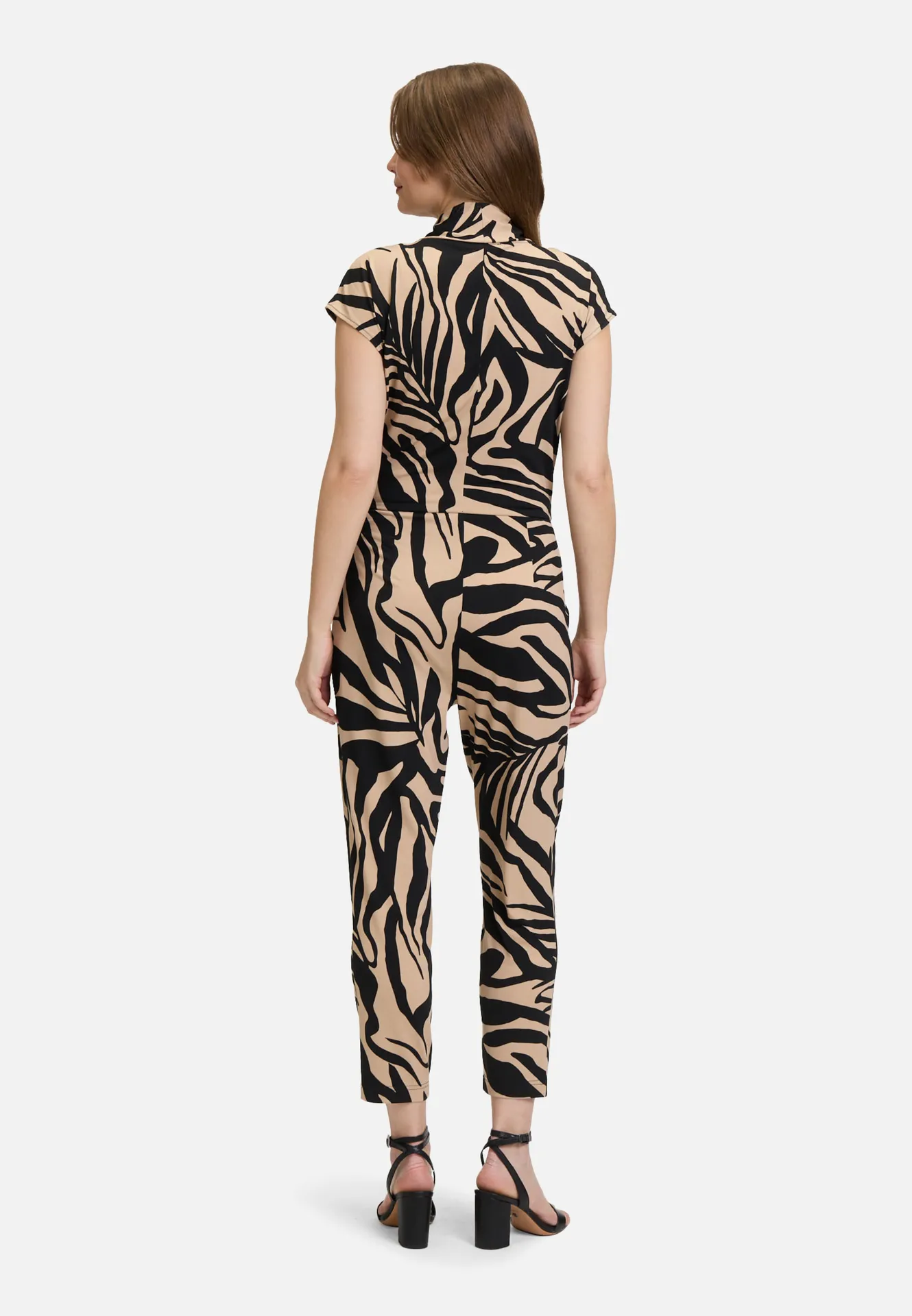Jumpsuit mit Eingrifftaschen Jumpsuit mit Eingrifftaschen