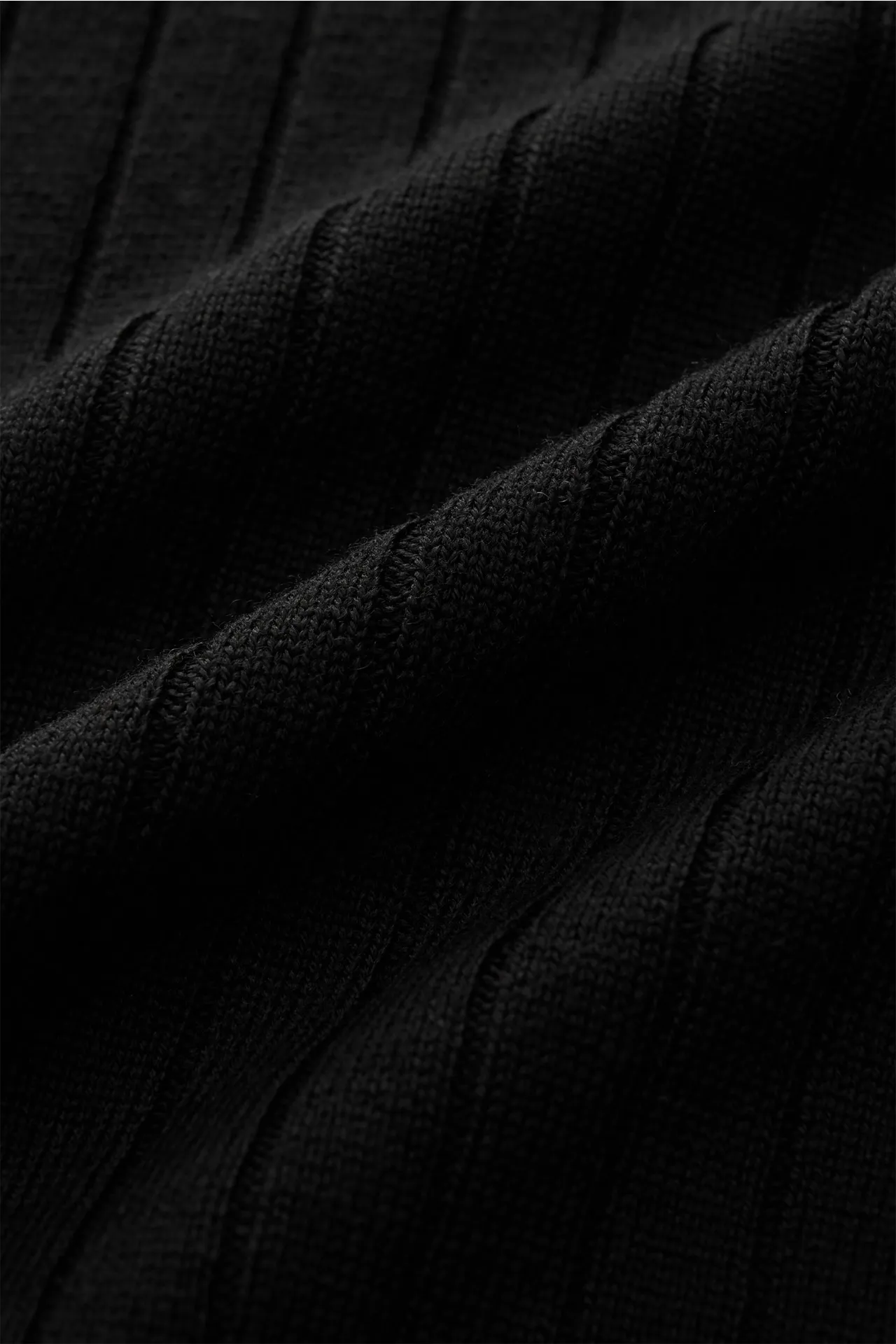 Aurélien - Herren - Merino Kurzarm-Strickpolo schwarz – Bild 4