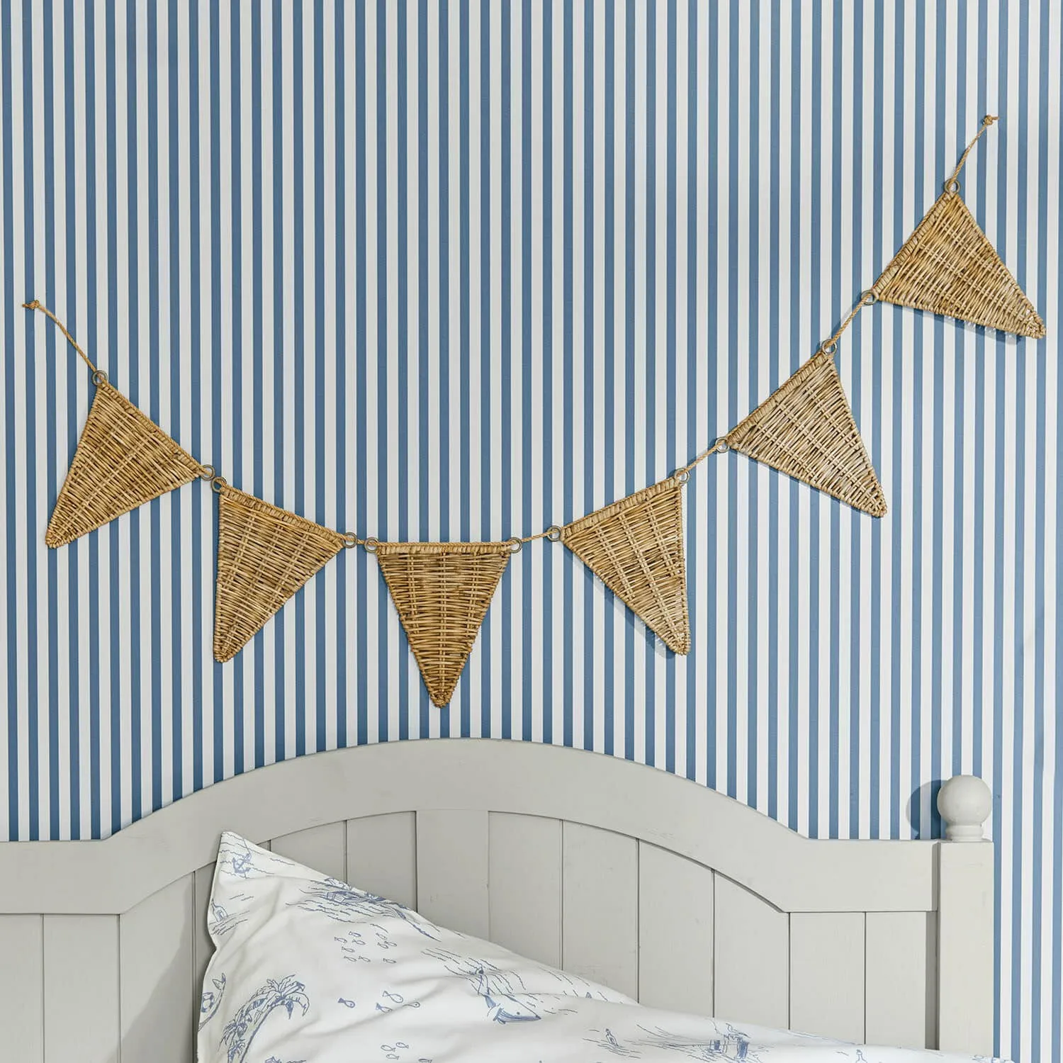 Wimpelgirlande Anglemont – Bild 2