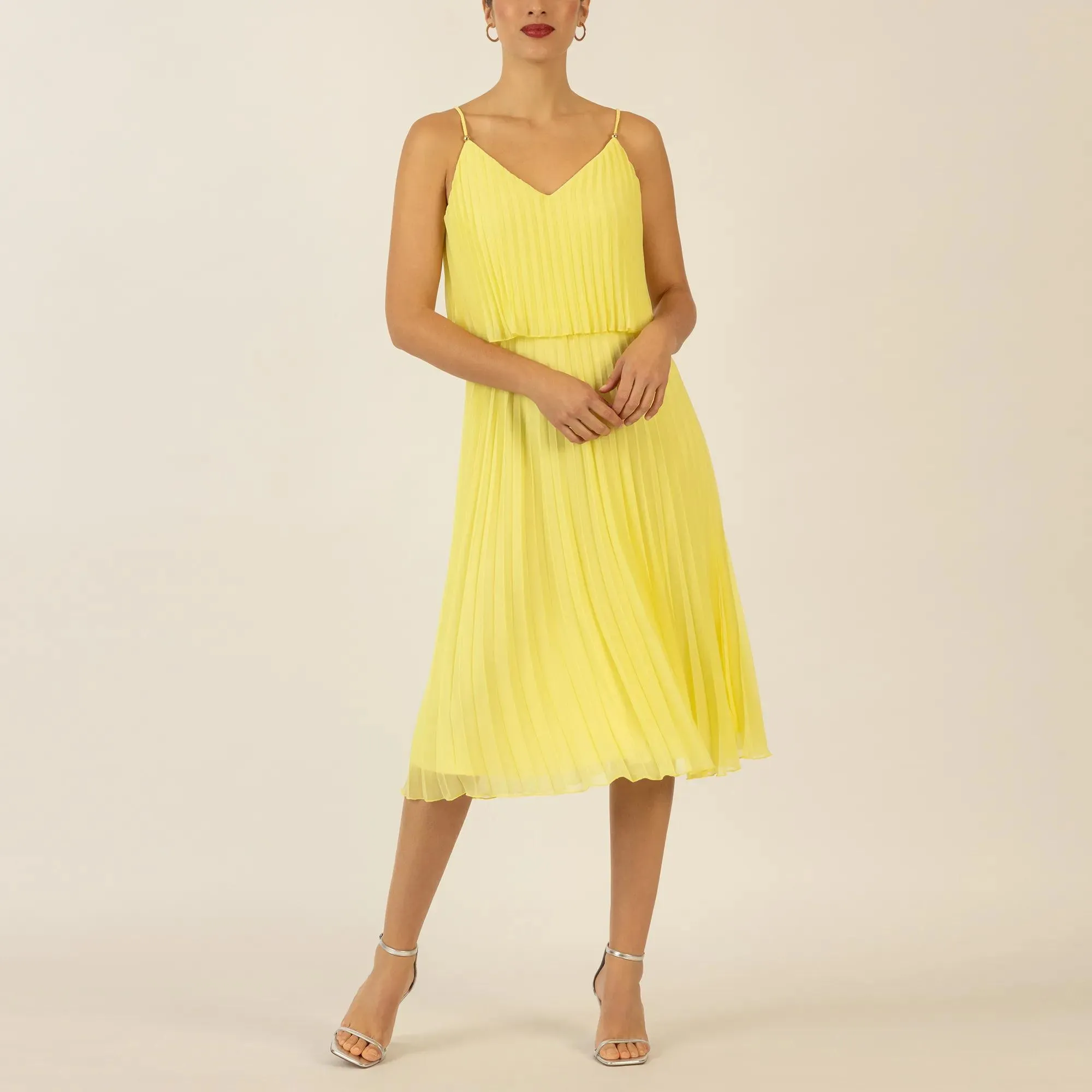 Apart - kurzes Plisseekleid - Größe 34 - gelb – Bild 4