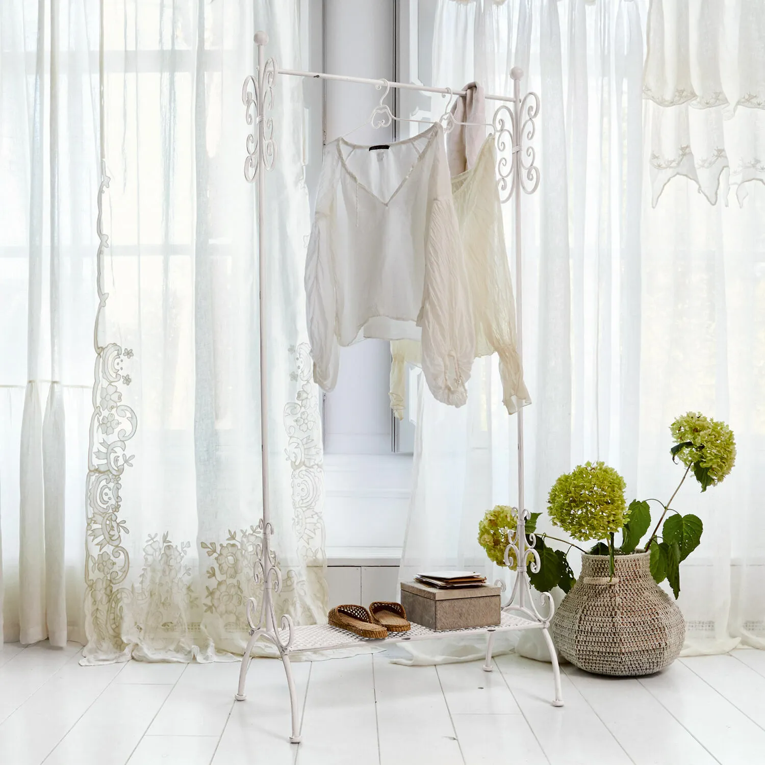 Garderobe Épinay – Bild 4