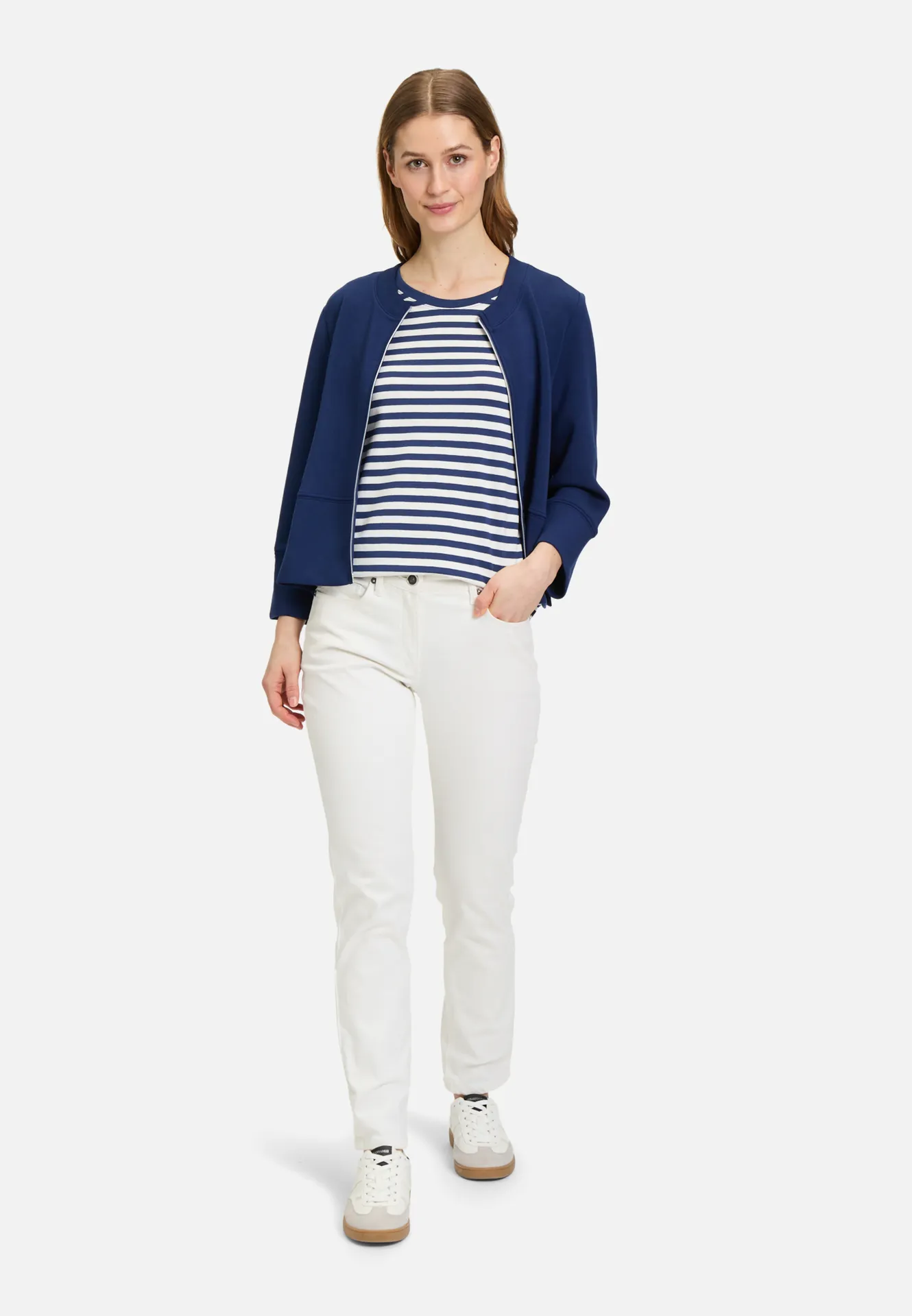 Basic Shirt mit Streifen – Bild 2