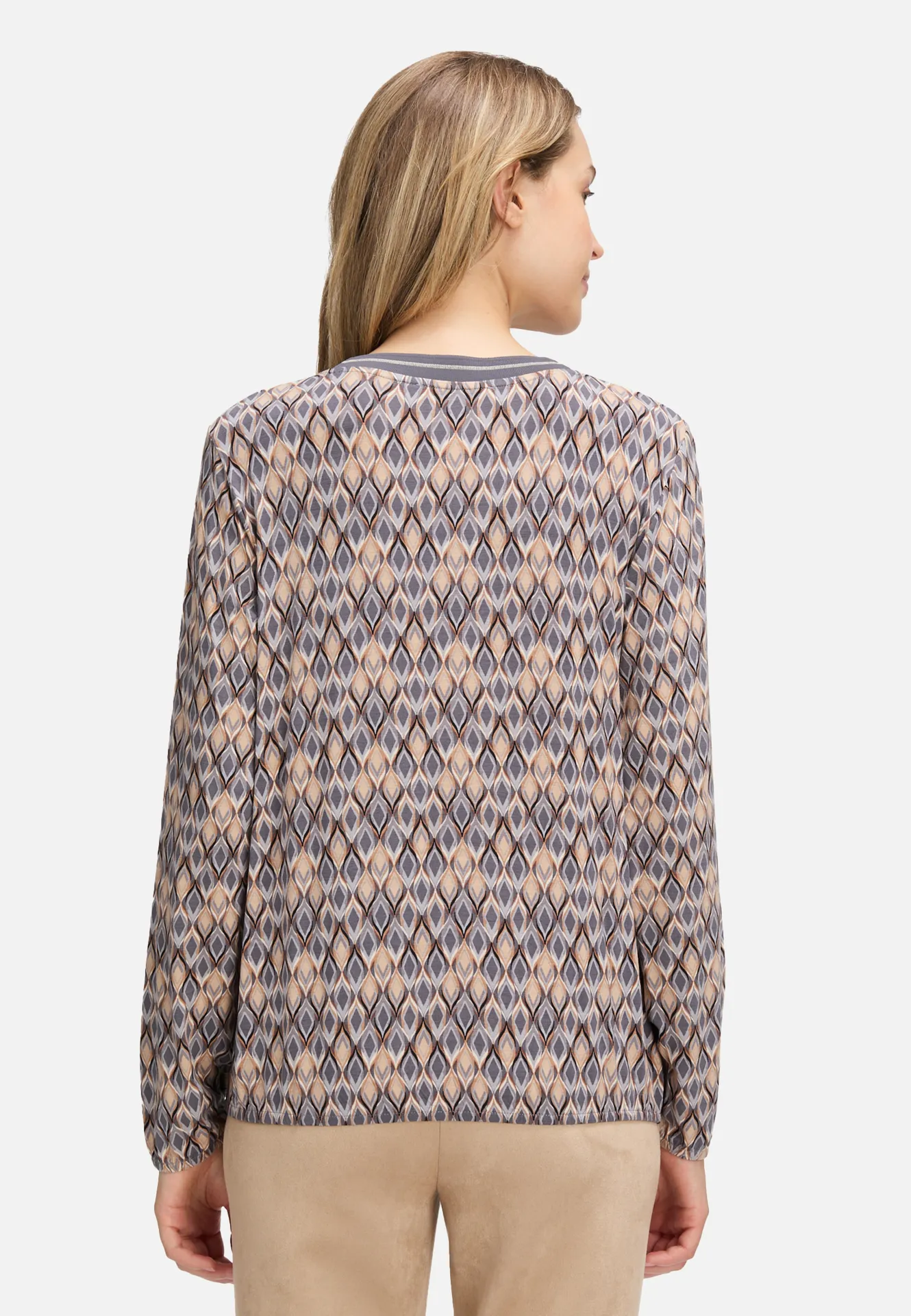 Blusenshirt mit V-Ausschnitt Blusenshirt mit V-Ausschnitt
