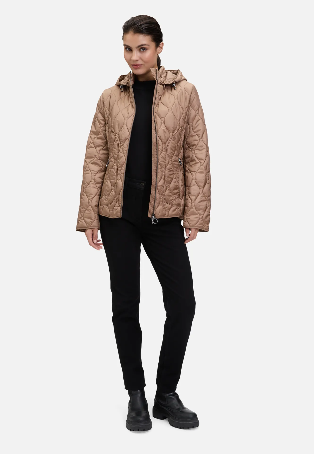 Outdoorjacke mit abnehmbarer Kapuze – Bild 2