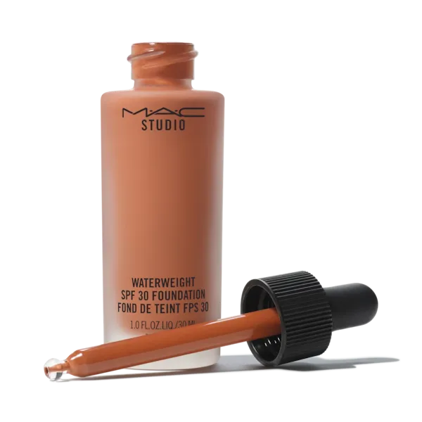 MAC Cosmetics Studio Waterweight SPF 30 Foundation MAC Cosmetics Studio Waterweight SPF 30 Foundation