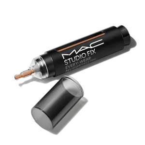 Mac Cosmetics - Studio Fix Every-Wear All-Over Face Pen - NC35 Mac Cosmetics - Studio Fix Every-Wear All-Over Face Pen - NC35