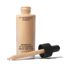 MAC Cosmetics Studio Waterweight SPF 30 Foundation MAC Cosmetics Studio Waterweight SPF 30 Foundation