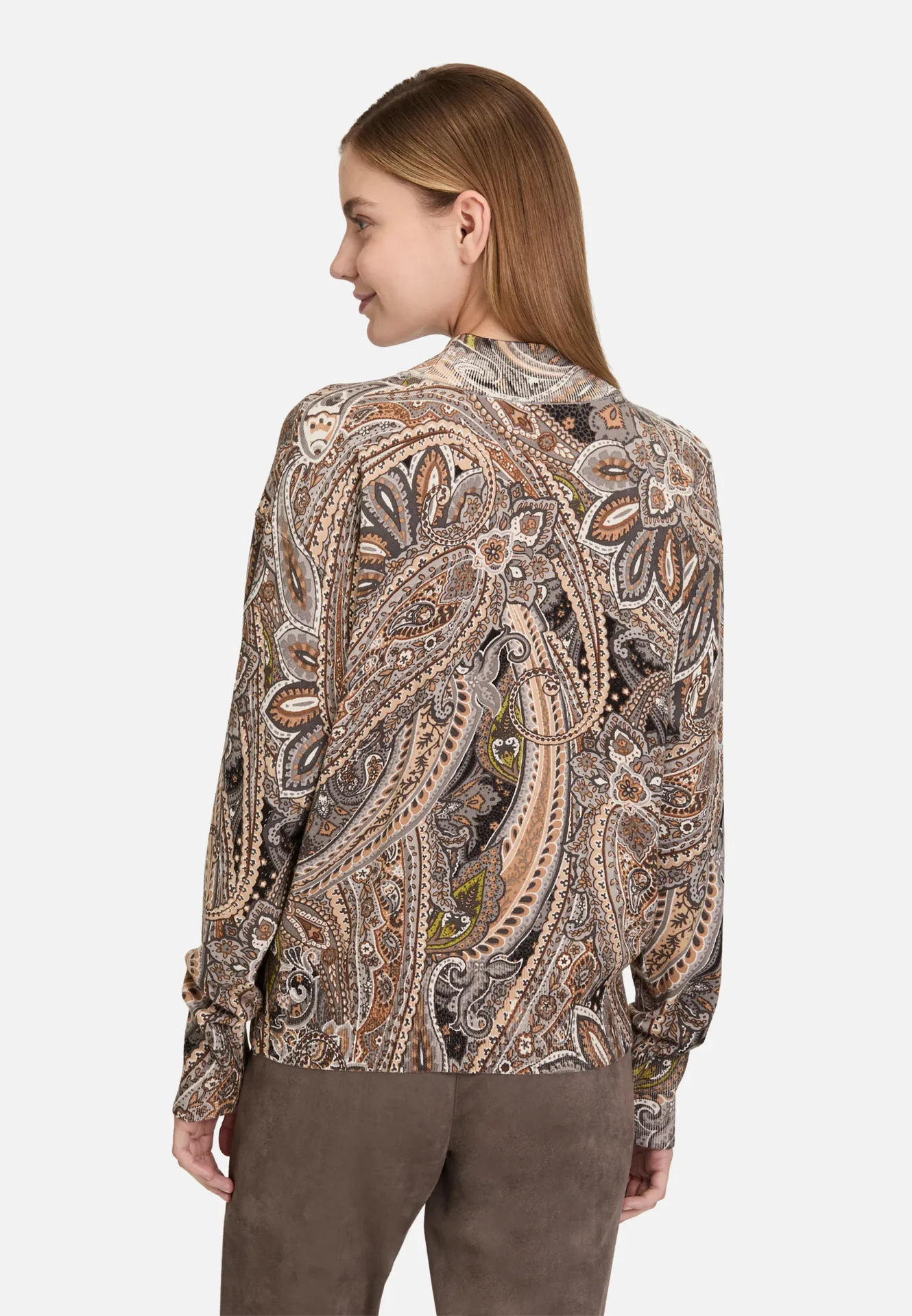 Feinstrickpullover mit Stehkragen Feinstrickpullover mit Stehkragen