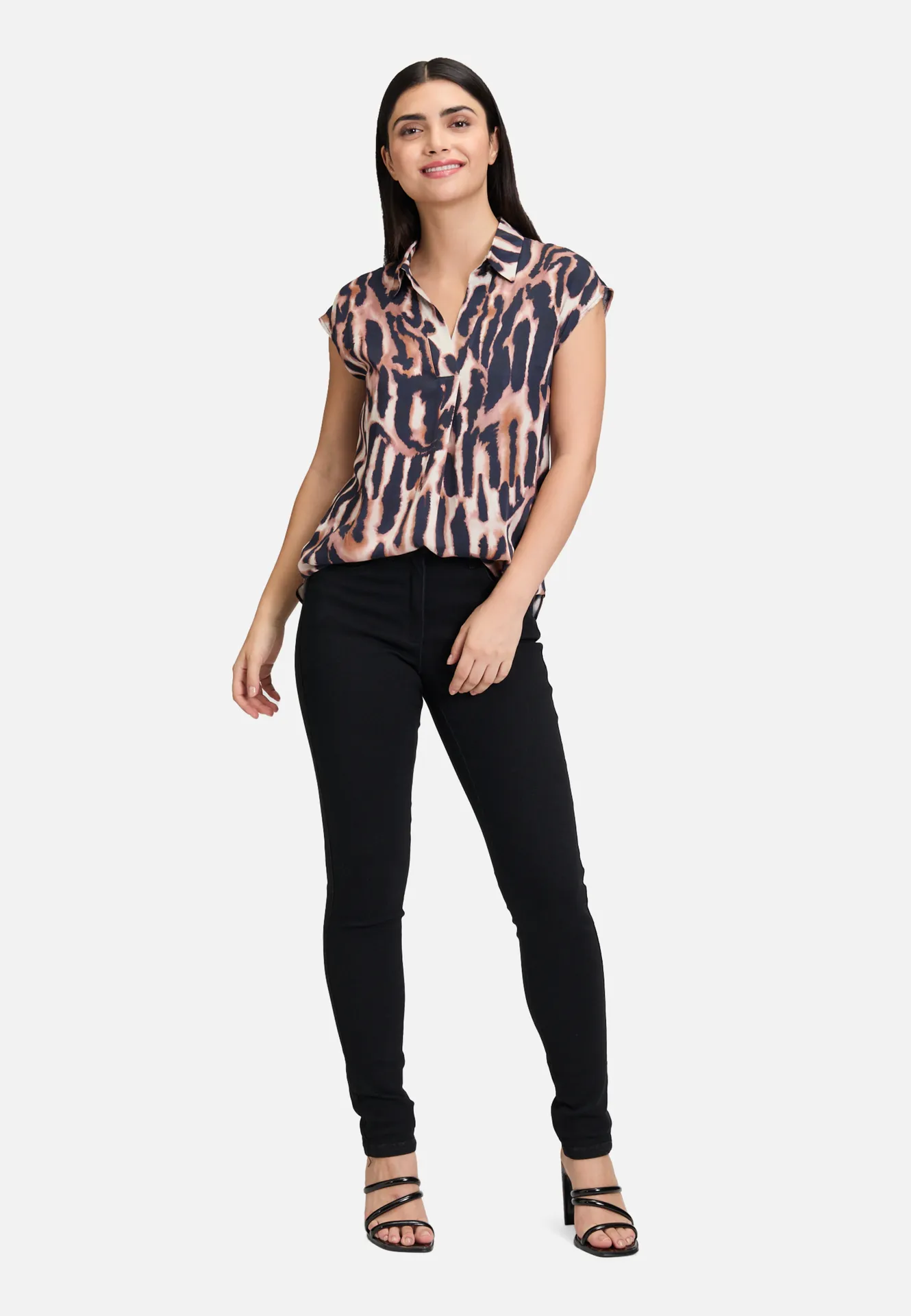 Satin-Bluse mit Kragen