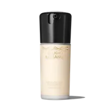 MAC Cosmetics Studio Radiance Serum-Powered™ Foundation MAC Cosmetics Studio Radiance Serum-Powered™ Foundation