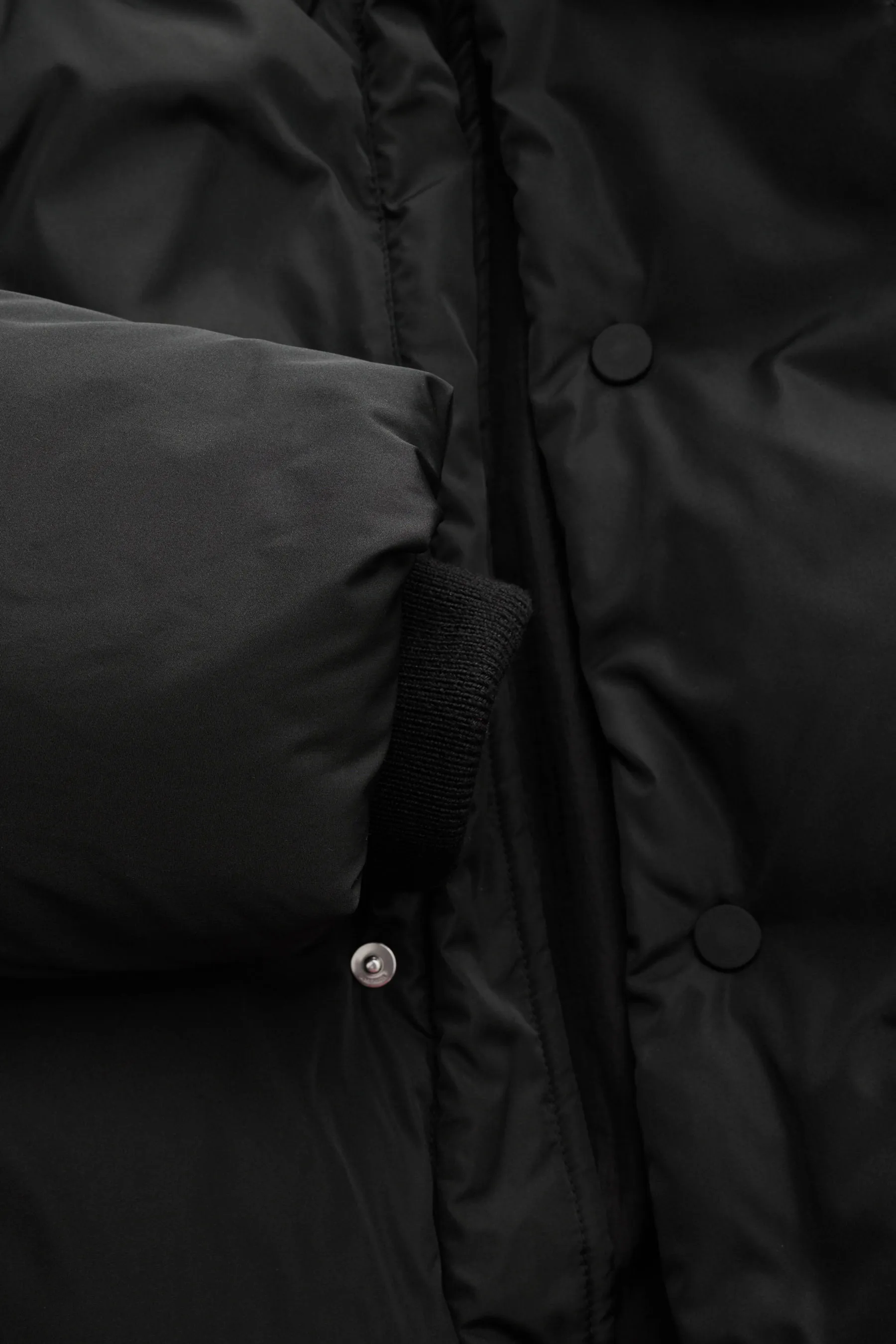 Ami Paris - Herren - Daunenjacke schwarz – Bild 4