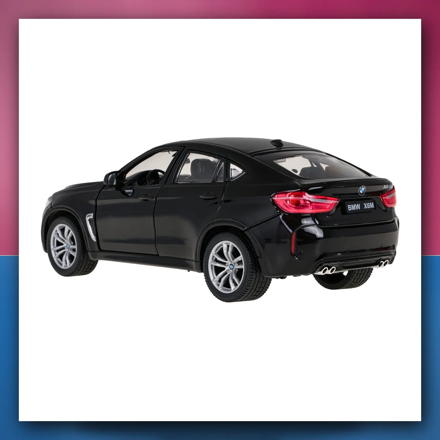 Metalni automobil BMW X6M 1:24 crni RASTAR