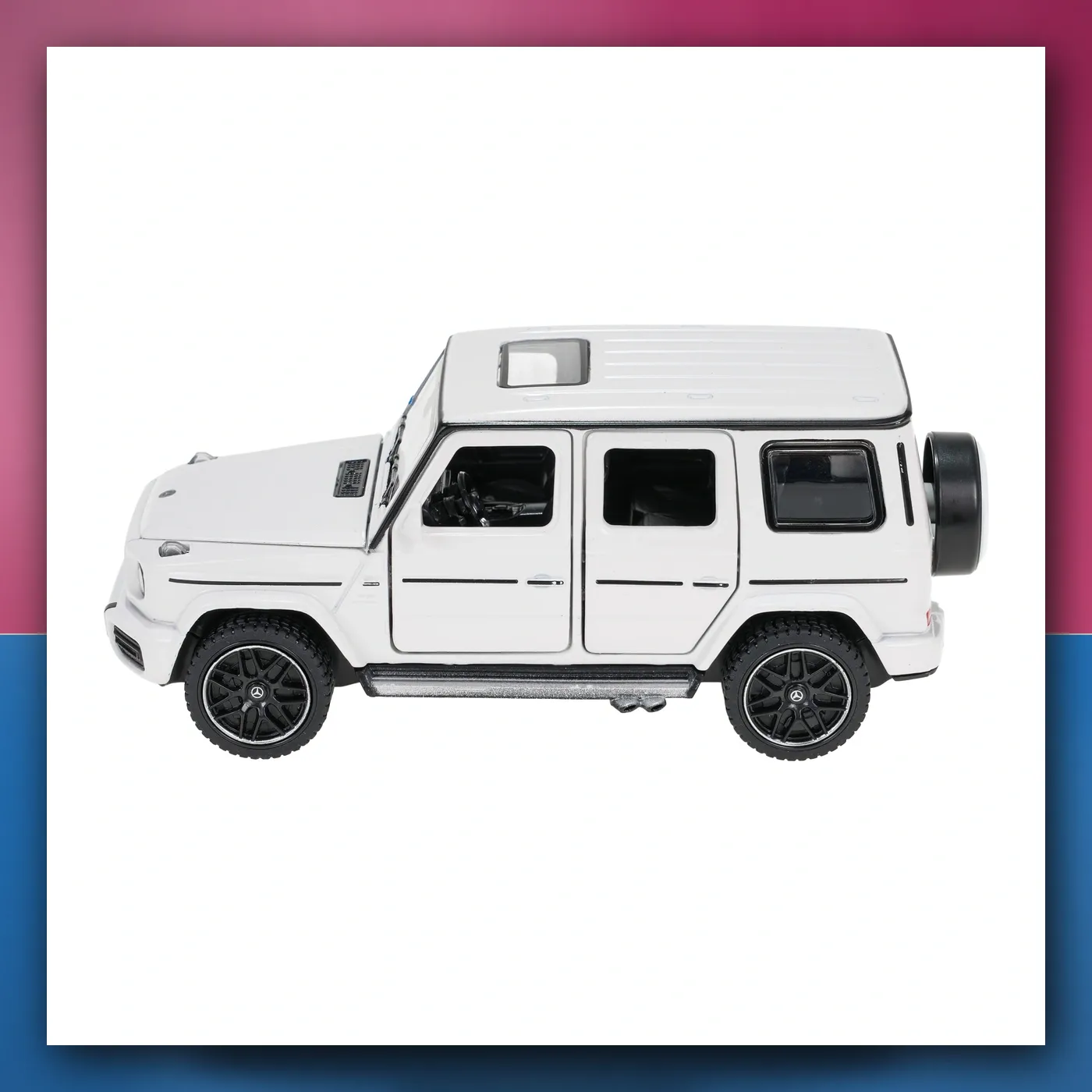 Metalni automobil Mercedes-Benz AMG G63 1:32 sa zvukom bijeli RASTAR
