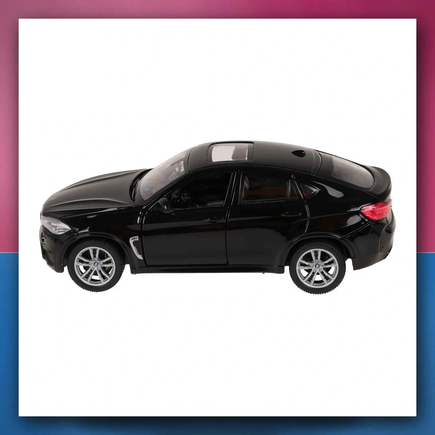 Metalni automobil BMW X6M 1:24 crni RASTAR