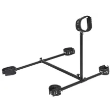 Bodenpranger mit Leder-Fesseln Bodenpranger mit Leder-Fesseln