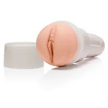 Masturbator „Kenzie Reeves Creampuff“ mit intensiver Stimulationsstruktur Masturbator „Kenzie Reeves Creampuff“ mit intensiver Stimulationsstruktur