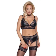 Soft-BH plus Straps-Slip ouvert im Mattlook mit Spitze Soft-BH plus Straps-Slip ouvert im Mattlook mit Spitze