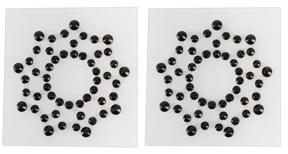 Nippelsticker „Stars“ aus Strasssteinen Nippelsticker „Stars“ aus Strasssteinen