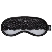 Augenmaske „Play Nice Satin Blindfold“ mit elastischem Komfort-Kopfband Augenmaske „Play Nice Satin Blindfold“ mit elastischem Komfort-Kopfband