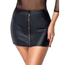 Minirock im Mattlook Minirock im Mattlook