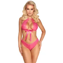 BH plus Slip aus pinkfarbener Spitze BH plus Slip aus pinkfarbener Spitze