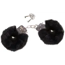 Handschellen „Love Cuffs“ aus Stahl und Plüsch Handschellen „Love Cuffs“ aus Stahl und Plüsch