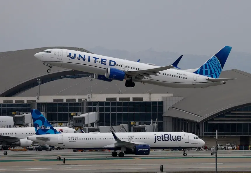 JetBlue e United Airlines Expandem Parceria Blue Sky: O Que Significa para os Viajantes JetBlue e United Airlines Expandem Parceria Blue Sky: O Que Significa para os Viajantes