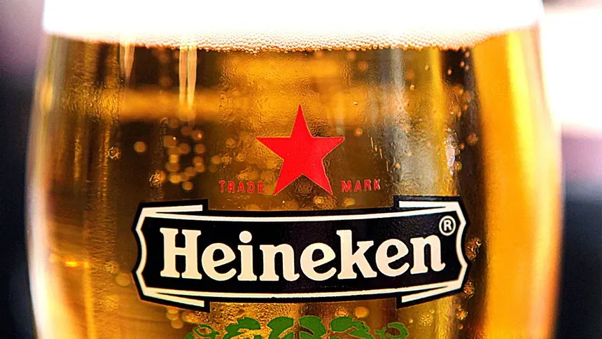Heineken revela 5 regras para servir cerveja no verão Heineken revela 5 regras para servir cerveja no verão