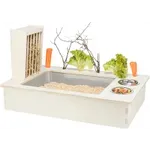 TRIXIE VOEDERSTATION MET VOERBAK / WATERBAK / HOOIRUIF HOUT NATUREL 70X47X41 CM TRIXIE VOEDERSTATION MET VOERBAK / WATERBAK / HOOIRUIF HOUT NATUREL 70X47X41 CM