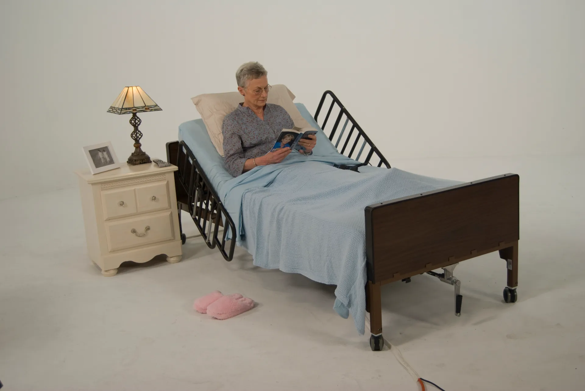 Drive Medical Tool Free Adjustable Half Length Bed Rail, 1 Pair - Image 3