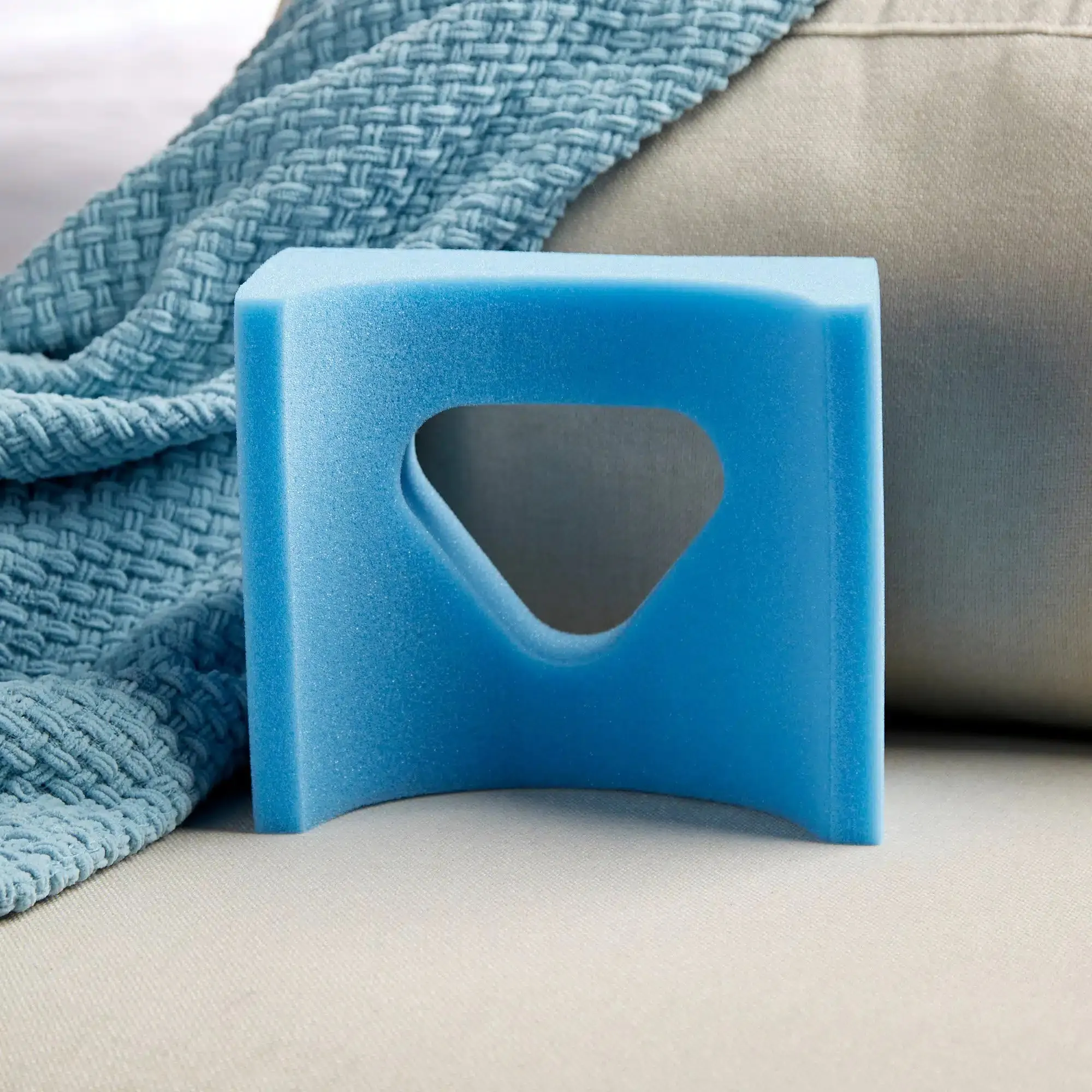 McKesson Head Positioner Freestanding Foam - Image 9