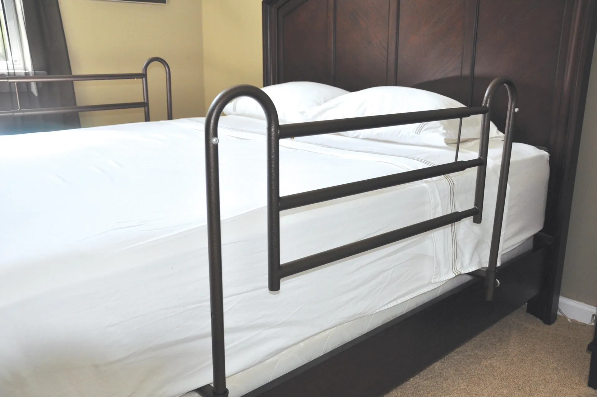 Drive Medical Home Bed Style Adjustable Length Bed Rails, 1 Pair - Image 3
