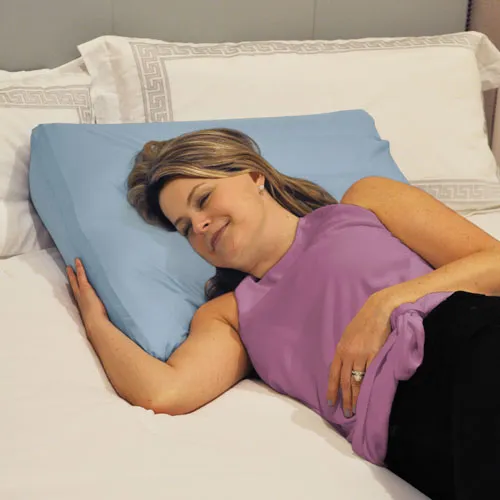 INFLATABLE ELEVATION Inflatable Bed Wedge Pillow With Cover & Pump by Blue Jay - Image 3