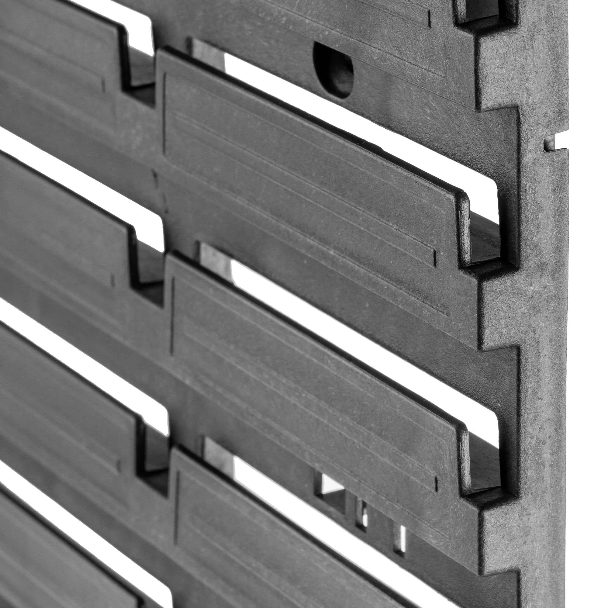 Tubize perforuota lenta 78x39cm juoda