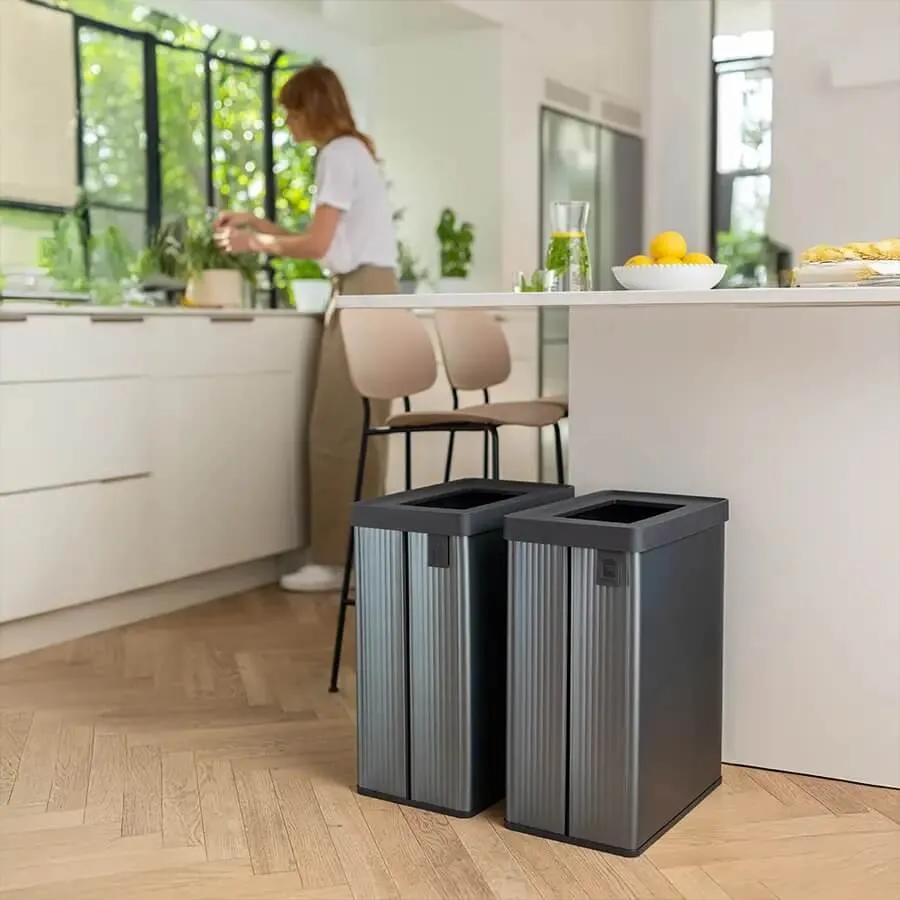 Curver Verto 54 l perlinės rožinės spalvos šiukšliadėžė