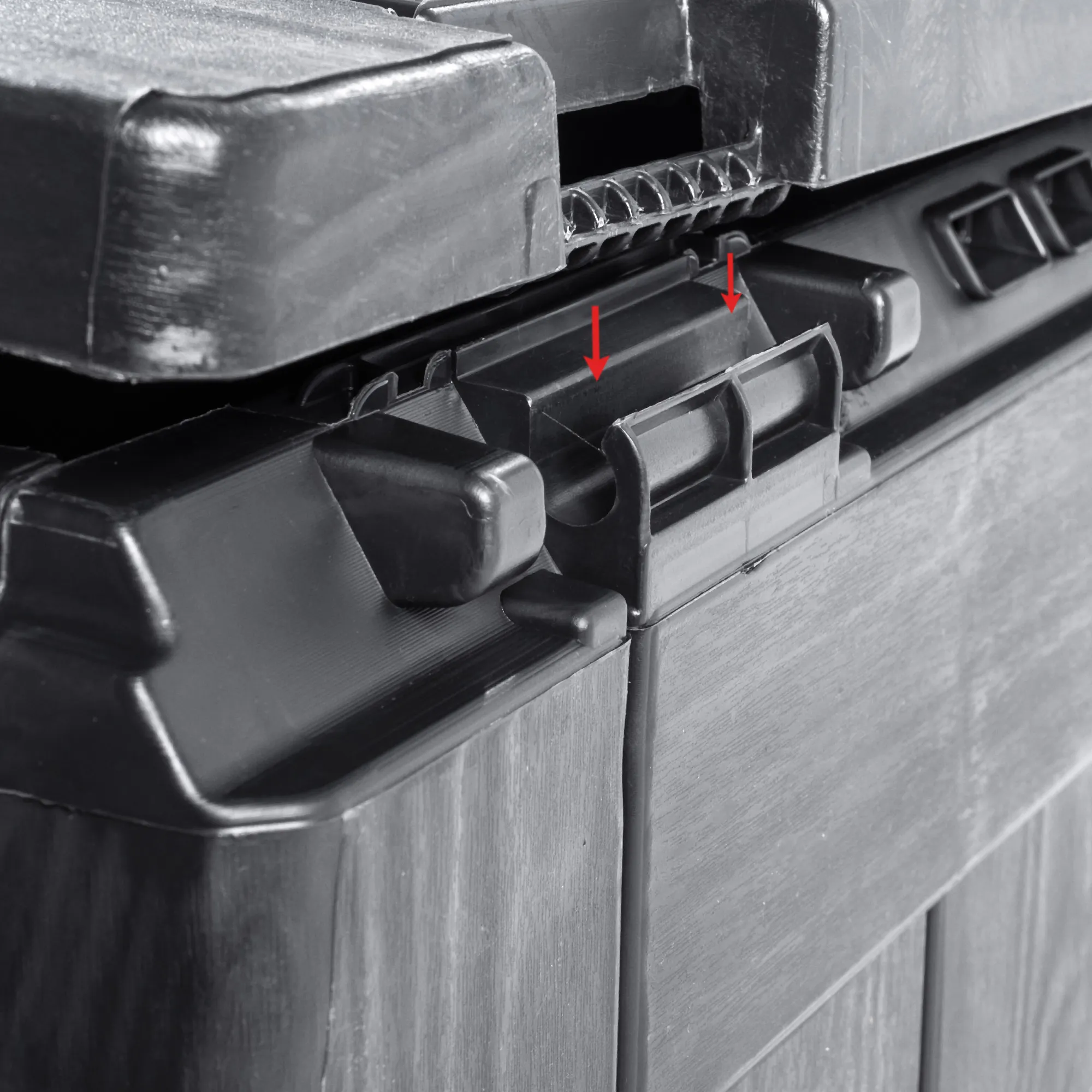 Keter Hollywood 270L grafito sodo dėžė