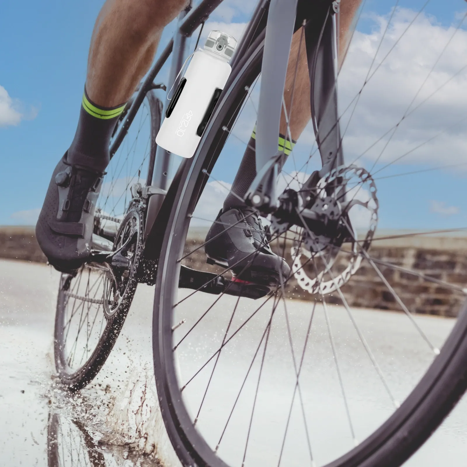 Sportinis vandens butelis 1 l pilkas