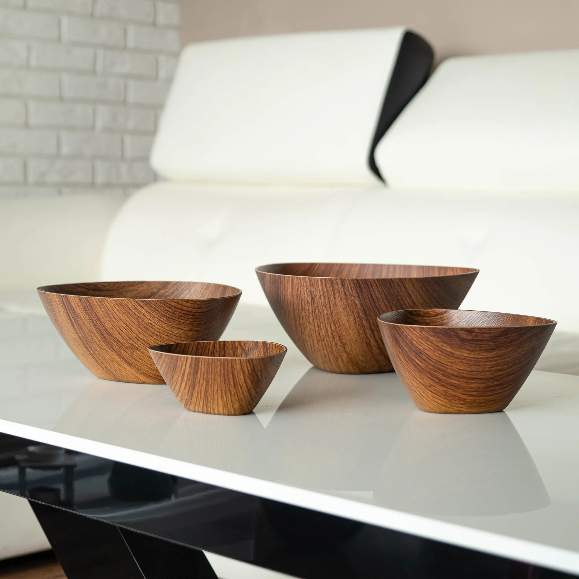 Capelle trikampis salotų dubuo 16 cm