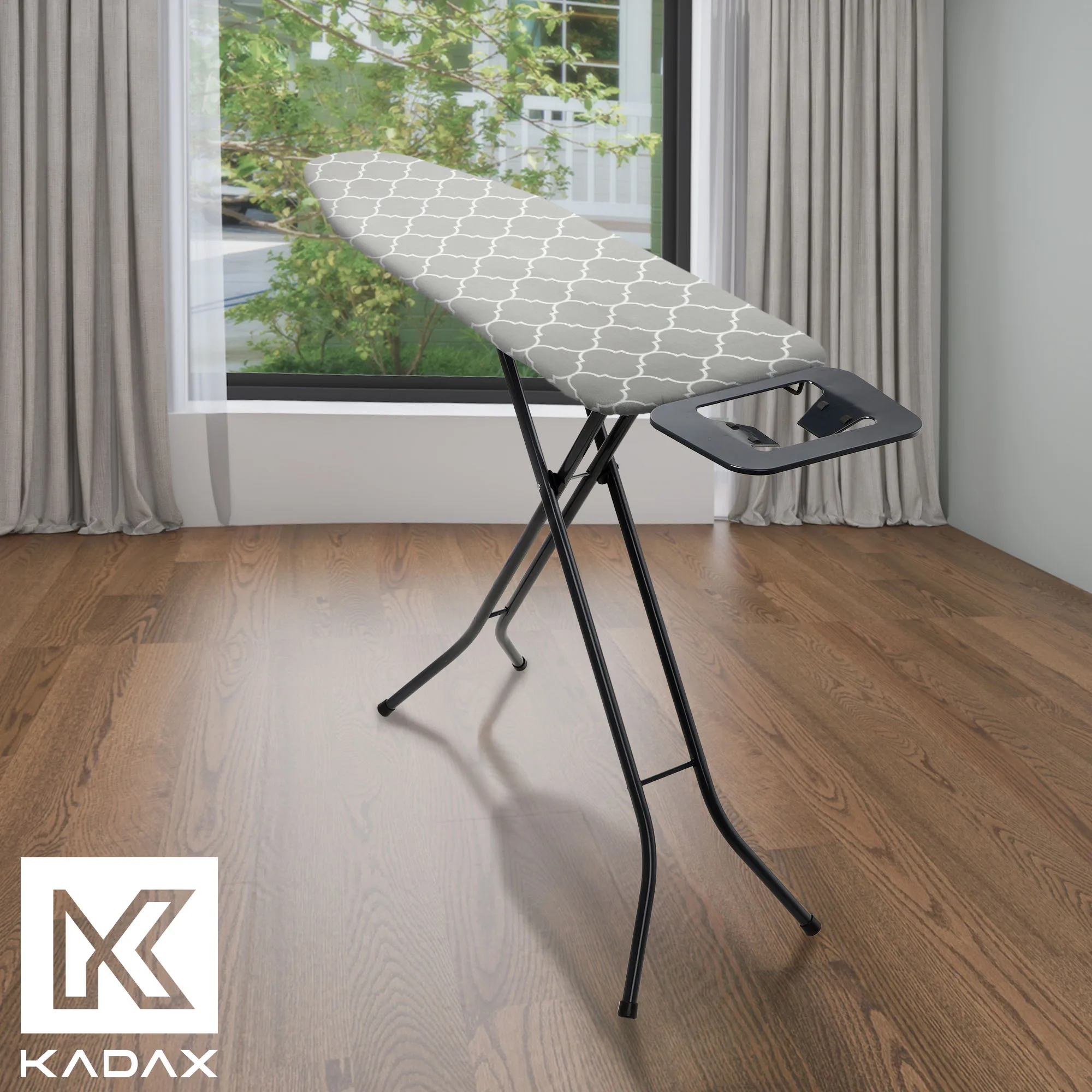 Viseu geometrinis lyginimo lentos užvalkalas 144×44 cm