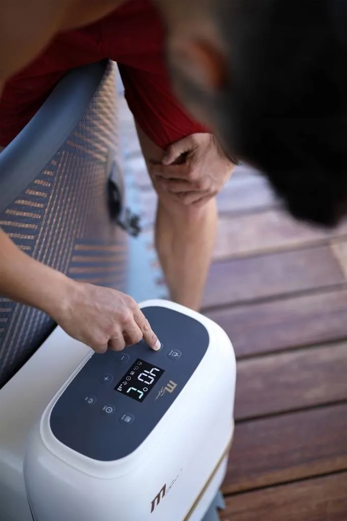 Pripučiama sodo SPA vonia „MSpa MONO Max WiFi“ 8 asmenims